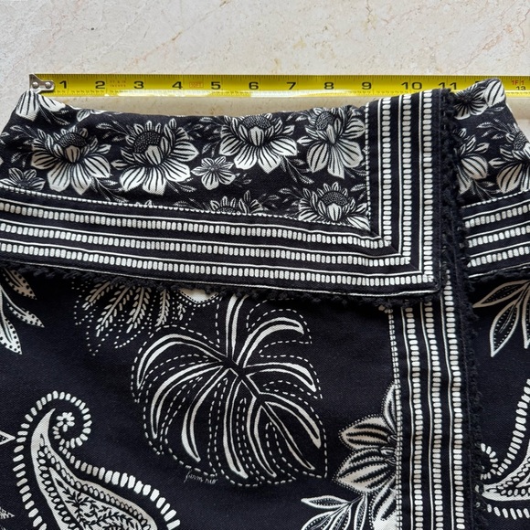 Farm Rio Paisley Bloom Fold Over Waist skirt black and white Size 24 - Picture 7 of 10